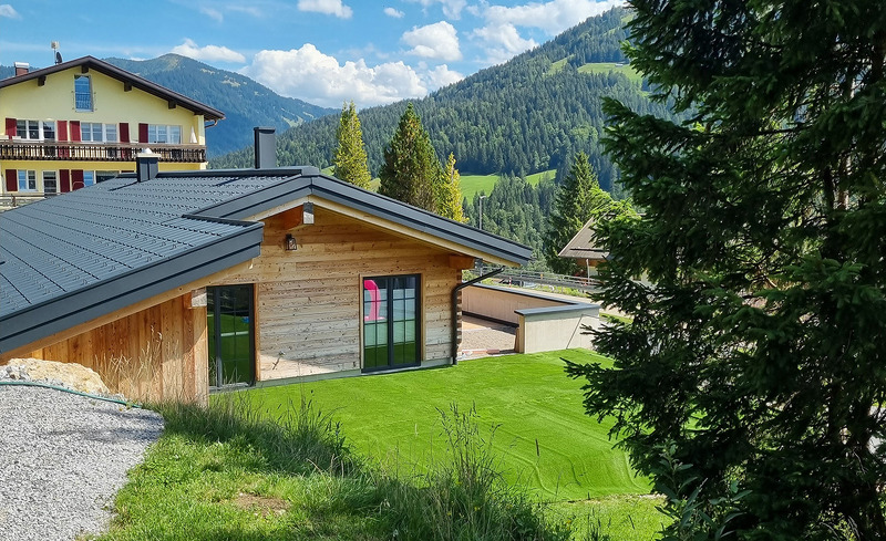alpenflair-chalets-3haus-sommer-09