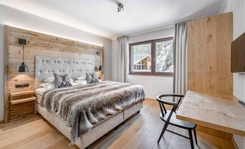 alpenparks-hotel-arlberg-schlafzimmer-2
