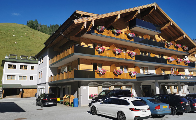 hotel-alpenrose-header-sommer