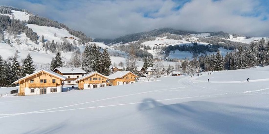 Sonnetanken im Winterdorf Lehenriedl- Wagrain, Salzburg