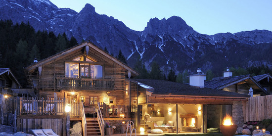 Chalets mit Ausblick auf die Leoganger Steinberge- Urlaub auf der Alm