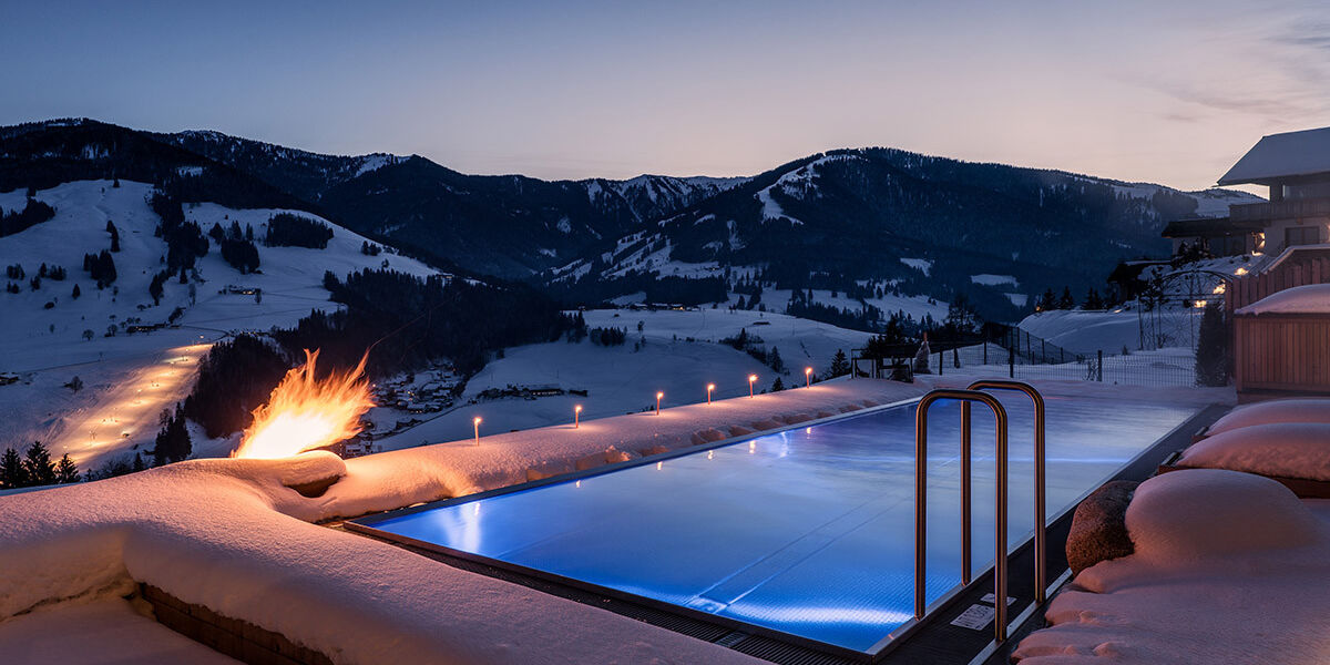 senhoog-infinity-pool-winter