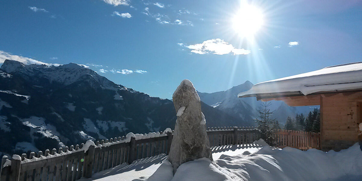 ferienhuette-tirol-chalet-bergschloessl-winter-07
